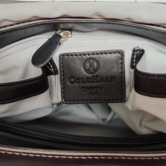 ColeHaan black leather purse - Picture 6 of 9